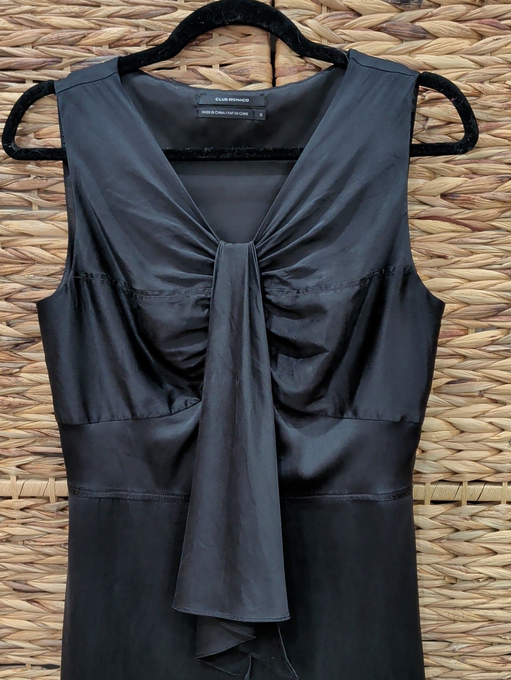 Club Monaco Black Silk V Neck Sleeveless Dress Size 8